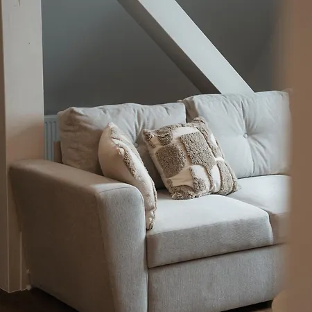 Im Rentmeisterhaus An Der Burg * بيفرونغن