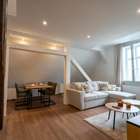 Im Rentmeisterhaus An Der Burg شقة بيفرونغن